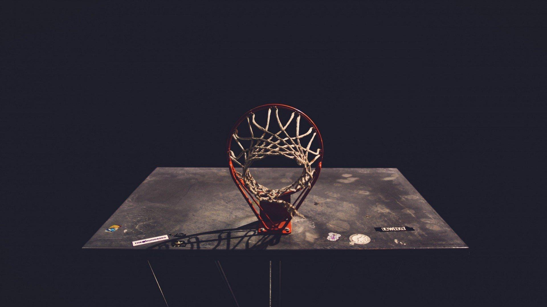 哈登达成里程碑，成为NBA历史第13位为同一品牌连续推出10代签名鞋的球员